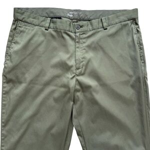 Nike Golf Chino Pants Mens 38x32 Olive Green Dri-FIT Flat Front Straight Wicking